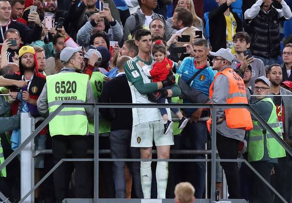 Belgium s goalkeeper Thibaut Courtois and his daughter pictured after the semi final match between the French national soccer team Les Bleus and Belgian national soccer team the Red Devils, in Saint-Petersburg, Russia, Tuesday 10 July 2018. BRUNOxFAHY x05382362x