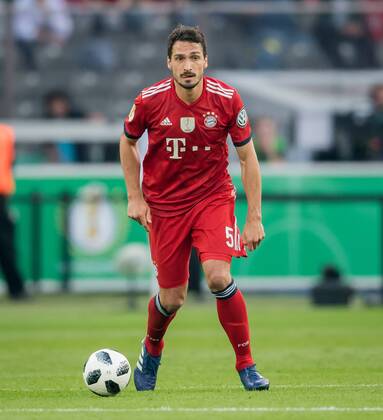 19. Mai 2018: Berlin, Olympiastadion: Fussball DFB-Pokalfinale: FC Bayern Muenchen - Eintracht Frankfurt: Muenchens Mats Hummels am Ball.