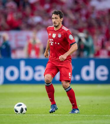 19. Mai 2018: Berlin, Olympiastadion: Fussball DFB-Pokalfinale: FC Bayern Muenchen - Eintracht Frankfurt: Muenchens Mats Hummels am Ball.