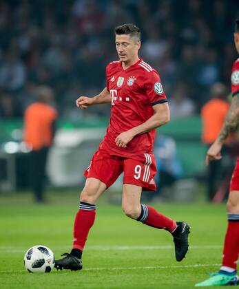 19. Mai 2018: Berlin, Olympiastadion: Fussball DFB-Pokalfinale: FC Bayern Muenchen - Eintracht Frankfurt: Muenchens Robert Lewandowski am Ball.