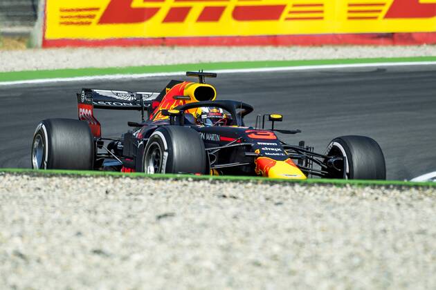 Motorsport: Formel 1, Saison 2018 2019, Training am Freitag, 20.07.2018 am Hockenheimring in Hockenheim (Deutschland). Daniel Ricciardo (Aston Martin Red Bull Racing) fährt durch die Kurve im Motodrom. Copyright: xInderliedx