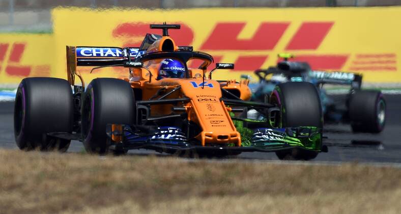 20.07.2018, xpsx, Formel 1 Grand Prix von Deutschland, Grand Prix von Deutschland 1.Freies Training 2018 emspor, v.l. Fernando Alonso (McLaren F1 Team), Valtteri Bottas (Mercedes AMG) Hockenheim