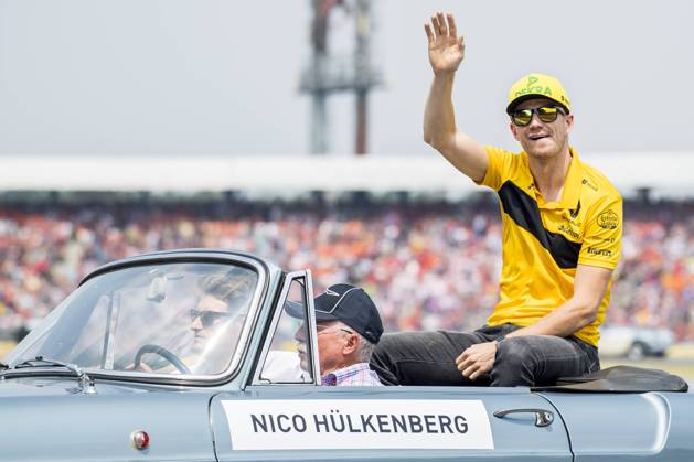 Motorsport: Formel 1, Saison 2018 2019, Rennen am Sonntag, 22.07.2018, am Hockenheimring in Hockenheim (Deutschland). Nico Hülkenberg Huelkenberg (Renault Formula One Team) winkt den Fans zu. Copyright: xInderliedx