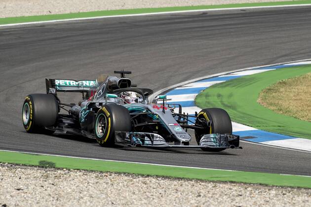 Motorsport: Formel 1, Saison 2018 2019, Rennen am Sonntag, 22.07.2018, am Hockenheimring in Hockenheim (Deutschland). Lewis Hamilton (Mercedes AMG Petronas) fährt durch das Motodrom. Copyright: xInderliedx