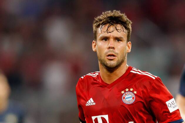 Deutschland, Muenchen, 05.08.2018, Testspiel, FC Bayern Muenchen - Manchester United ManU Juan Bernat (FCB) schaut ( DeFodi048