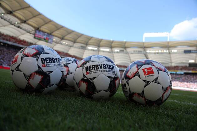 VfB Stuttgart - Atletico Madrid Deutschland, Stuttgart, 05.08.2018, Fussball, Bundesliga, Saison 2018 2019, Testspiel, VfB Stuttgart - Atletico Madrid: Derbystar Brillant APS Feature.
