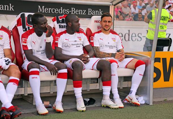 VfB Stuttgart - Atletico Madrid Deutschland, Stuttgart, 05.08.2018, Fussball, Bundesliga, Saison 2018 2019, Testspiel, VfB Stuttgart - Atletico Madrid: v.l. Chadrac Akolo, Orel Mangala, Anastasios Donis (alle VfB Stuttgart).