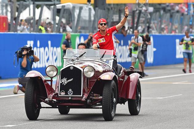 xekx 31.08.- 02.09.2018, FIA Formula 1 Championship, Formula 1, Grosser Preis von Italien 2018, GP Italia, Monza Im Bild: Sebastian Vettel (GER 5), Scuderia Ferrari während der Fahrerparade Monza Italien