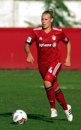 12.09.2018 Subotica(Serbia) ZFK Spartak Subotica-FC Bayern München UEFA women s football champions league round of 32 Kristin Demann FC Bayern München :