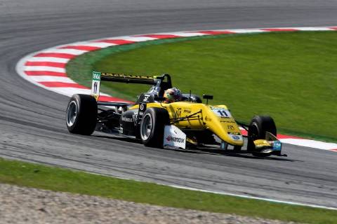 Sacha Fenestraz (FRA) (Carlin - Dallara F317-Volkswagen) bei der FIA Formel 3 Europameisterschaft auf dem Red Bull Ring. Copyright Thomas Pakusch