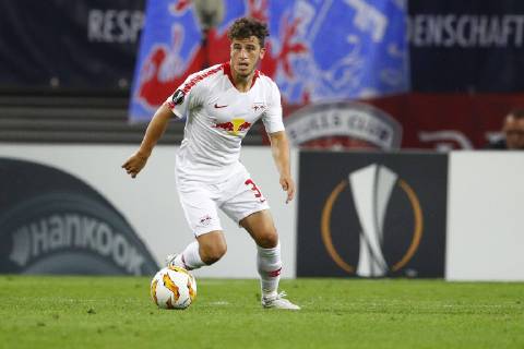 20.09.2018, Red Bull Arena, Leipzig, GER, UEFA EL, Gruppenphase, Hinspiel, RB Leipzig (GER) vs FC RB Salzburg (A), im Bild Diego Demme (31, Leipzig) am Ball RB Leipzig (GER) vs FC RB Salzburg (A)