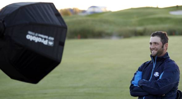 Spanish Jon Rham poses during the presentation of European Ryder Cup team 2018 at The Golf National in Guyancourt, near Paris, France, 25 September 2018. The Ryder Cup 2018 runs from 25 to 30 September. RYDER CUP !ACHTUNG: NUR REDAKTIONELLE NUTZUNG!  Copyright: xLUISxTEJIDOx GRAF1615 20180925-636734710386606265