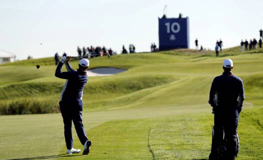 Spanish Jon Rahm hits his tee during a practice session for the Ryder Cup 2018 at The Golf National in Saint Quentin-En-Yvelines, near Paris, France, 25 September 2018. The Ryder Cup 2018 runs from 25 to 30 September. RYDER CUP !ACHTUNG: NUR REDAKTIONELLE NUTZUNG!  Copyright: xLUISxTEJIDOx GRAF1889 20180925-636734797037703865