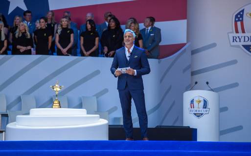 Golf, Ryder Cup, Eröffnungsfeier David Ginola ( presentateur ) GOLF : Cup Ryder 2018 - St Quentin en Yvelines - 27 09 2018 FedericoPestellini Panoramic 