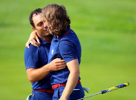 2018 Ryder Cup Day 1, Albatros Course, Le Golf National, Saint-Quentin-en-Yvelines, Paris 28 9 2018 Tommy Fleetwood and Francesco Molinari celebrate winning their match on the 18th hole Tommy Fleetwood and Francesco Molinari celebrate winning their match on the 18th hole 28 9 2018  Copyright: x©INPHO OisinxKeniryx OSH_9545