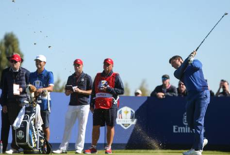 2018 Ryder Cup, Albatros Course, Le Golf National, Saint-Quentin-en-Yvelines, Paris 30 9 2018 Rory McIlroy tees off at the 9th Rory McIlroy tees off at the 9th 30 9 2018 Copyright: x©INPHO OisinxKeniryx MT2_0280