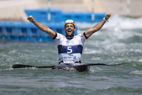 (180930) -- RIO DE JANEIRO, Sept. 30, 2018 -- Hannes Aigner of Germany reacts after the men s kayak (K1) final at the 2018 ICF Canoe Slalom world championships in Rio de Janeiro, Brazil, on September 30, 2018. Hannes Aigner won the gold with 89.69 seconds.) (SP)BRAZIL-RIO DE JANEIRO-ICF CANOE SLALOM WORLD CHAMPIONSHIPS LixMing 
