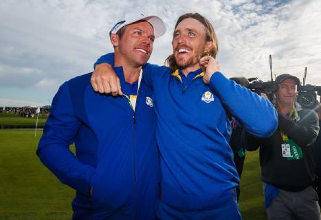 2018 Ryder Cup, Albatros Course, Le Golf National, Saint-Quentin-en-Yvelines, Paris 30 9 2018 Paul Casey and Tommy Fleetwood celebrate winning the Ryder Cup Paul Casey and Tommy Fleetwood celebrate winning the Ryder Cup 30 9 2018 Copyright: x©INPHO OisinxKeniryx OSH_3760