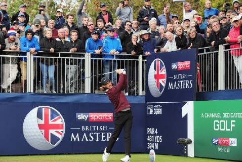 Golf - 2018 Sky Sports British Masters - Thursday, First Round Tommy Fleetwood of England tees off at the first hole, at Walton Heath Golf Club. COLORSPORT ANDREW COWIE