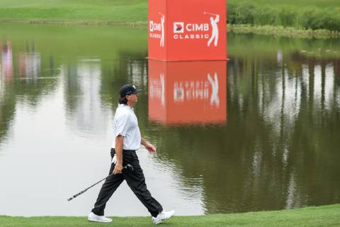 October 11, 2018 - Kuala Lumpur, Malaysia - Pat Perez of the United States in action on first round of the CIMB Classic at TPC Kuala Lumpur on 11 October, 2018 in Kuala Lumpur, Malaysia CIMB Classic - Round One  - ZUMAn230 20181011_zaa_n230_135 Copyright: xChrisxJungx