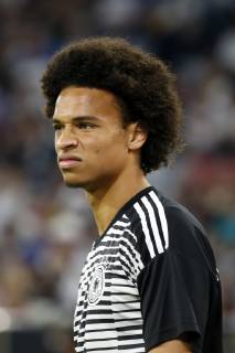 München, Deutschland, UEFA Nations League, Deutschland vs. Frankreich 0 : 0 am 06. 09. 2018 in der Allianz-Arena in München Leroy SANE (GER) ** Gemäß den Vorgaben des DFB ( Deutscher Fußball Bund ) ist es untersagt, in dem Stadion und oder vom Spiel angefertigte Fotoaufnahmen in Form von Sequenzbildern und oder videoähnlichen Fotostrecken zu verwerten bzw. verwerten zu lassen. **