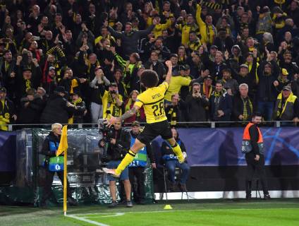 Sport Themen der Woche KW43 Sport Bilder des Tages 24.10.2018, Fussball, UEFA Champions League, Saison 2018 2019, Vorrunde, 3. Spieltag, Borussia Dortmund - Atletico Madrid, Jubel Axel Witsel (Borussia Dortmund)