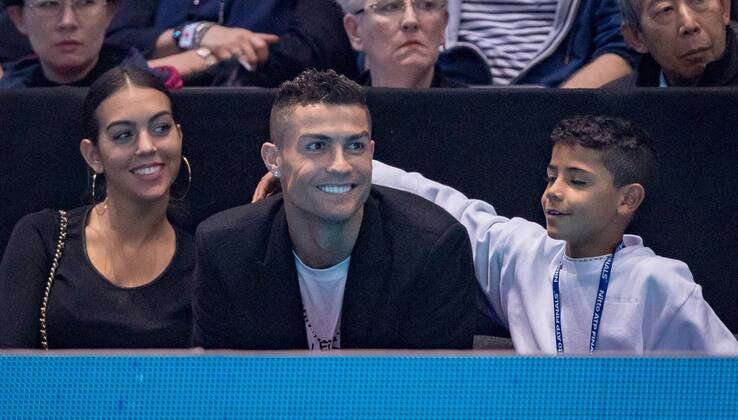 Sport Themen der Woche KW46 Sport Bilder des Tages Fu?ball, Cristiano Ronaldo mit Familie bei den ATP-Finals in London Juventus footballer Ronaldo attends the evening match with his girlfriend Georgina Rodriguez and his son Cristiano Junior at the Nitto ATP Tennis Herren World Finals London at the O2, London, England on 12 November 2018. Copyright: xAndyxRowlandx PMI-2401-0039