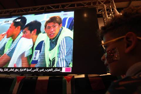 February 1, 2019 - Gaza City, Gaza Strip, Palestinian Territory - Palestinian fans watch the 2019 AFC Asian Cup final match between Japan and Qatar, in Gaza city, 01 February 2019 Middle East News - February 1, 2019 - ZUMAap3_ 89024022st Copyright: xMahmoudxAjjourx