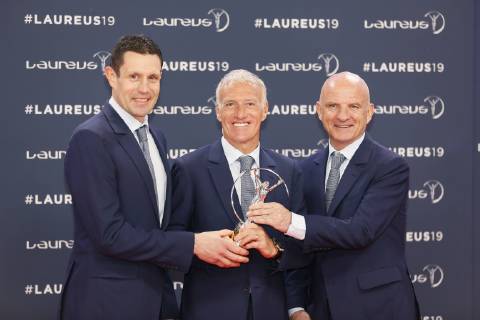 Sport Themen der Woche KW08 Sport Bilder des Tages Didier Deschamps, Trainer Französische Fußball Nationalmannschaft mit Co-Trainern, Preisträger Award winner Team of the Year, Roter Teppich, Preisverleihung Laureus World Sports Awards 2019 im Sporting, Fürstentum Monaco, Cote d Azur