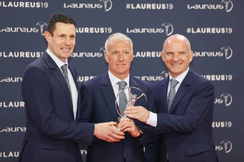 Didier Deschamps, Trainer Französische Fußball Nationalmannschaft mit Co-Trainern, Preisträger Award winner Team of the Year, Roter Teppich, Preisverleihung Laureus World Sports Awards 2019 im Sporting, Fürstentum Monaco, Cote d Azur