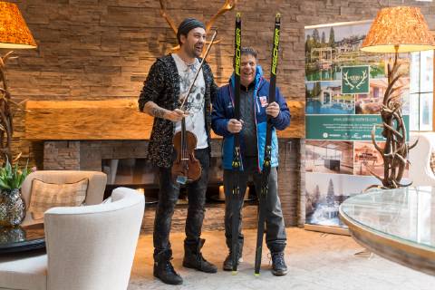 NORDIC SKIING - FIS Nordic World Ski Championships Seefeld 2019 SEEFELD,AUSTRIA,20.FEB.19 - NORDIC SKIING - FIS Nordic World Ski Championships Seefeld 2019, side event, photocell Garrett Schroecksnadel. Image shows violinist David Garrett and president Peter Schroecksnadel (OESV). GEPAxpictures xDanielxGoetzhaber