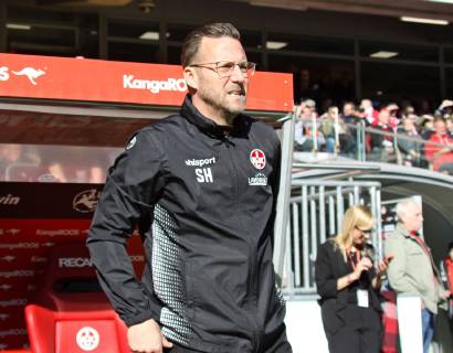 24.02.2019, xklex, Fussball 3.Liga, 1.FC Kaiserslautern - FSV Zwickau emspor, v.l. Kaiserslautern-Trainer Sascha Hildmann (DFL DFB REGULATIONS PROHIBIT ANY USE OF PHOTOGRAPHS as IMAGE SEQUENCES and or QUASI-VIDEO) Kaiserslautern