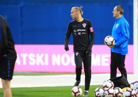 Fußball, Nationalteam Kroatien Training Croatian national football team training 20.03.2019. , Zagreb - On stadium Maksimir Croatian national football team held a training before qualifying matches for Euro 2020 against Azerbaijan and Hungary. Domagoj Vida MarkoxPrpic PIXSELL