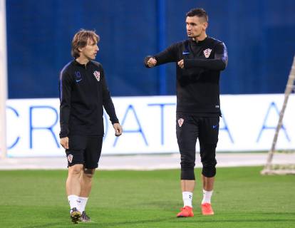 Fußball, Nationalteam Kroatien Training Croatian national football team training 20.03.2019. , Zagreb - On stadium Maksimir Croatian national football team held a training before qualifying matches for Euro 2020 against Azerbaijan and Hungary. Luka Modric and Dejan Lovren MarkoxPrpic PIXSELL