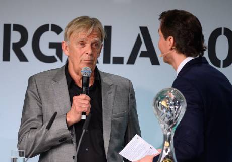28.03.2019, xfux, Fussball DFB Trainer, DFB Festakt anlässlich der Beendigung des 65. Fußball-Lehrer-Lehrgangs, emspor, v.l. Volker Finke wird fuer sein Lebenswerk ausgezeichnet Koeln