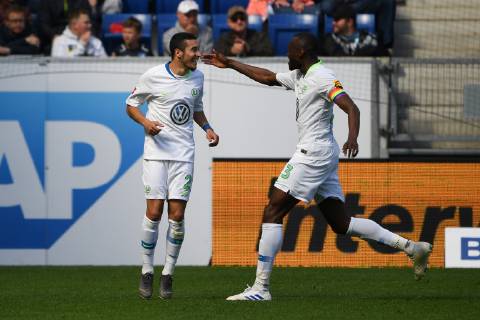 28.04.2019, xmeix, Fussball, 1. Bundesliga, TSG 1899 Hoffenheim - VfL Wolfsburg, emspor, v.l. Jubel zum Ausgleich zum 1:1 durch De Asevedo Furtado (VfL Wolfsburg) mit Josuha Guilavogui (VfL Wolfsburg) DFL regulations prohibit any use of photographs as image sequences and or quasi-video. 1. Fussball Bundesliga, TSG 1899 Hoffenheim - VfL Wolfsburg Sinsheim Copyright: xEIBNER Meiserx EP_MEIS
