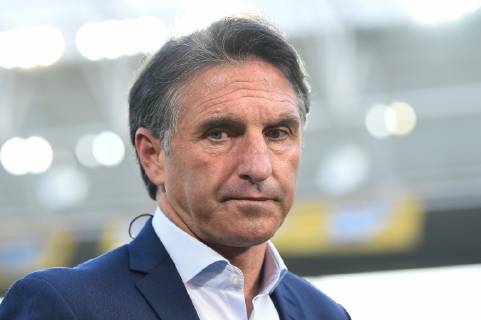 28.04.2019, xmeix, Fussball, 1. Bundesliga, TSG 1899 Hoffenheim - VfL Wolfsburg, emspor, v.l. Bruno Labbadia (Trainer VfL Wolfsburg) DFL regulations prohibit any use of photographs as image sequences and or quasi-video. 1. Fussball Bundesliga, TSG 1899 Hoffenheim - VfL Wolfsburg Sinsheim Copyright: xEIBNER Meiserx EP_MEIS