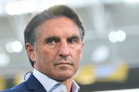 28.04.2019, xmeix, Fussball, 1. Bundesliga, TSG 1899 Hoffenheim - VfL Wolfsburg, emspor, v.l. Bruno Labbadia (Trainer VfL Wolfsburg) DFL regulations prohibit any use of photographs as image sequences and or quasi-video. 1. Fussball Bundesliga, TSG 1899 Hoffenheim - VfL Wolfsburg Sinsheim Copyright: xEIBNER Meiserx EP_MEIS