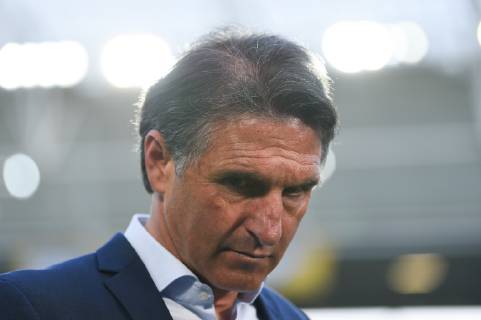 28.04.2019, xmeix, Fussball, 1. Bundesliga, TSG 1899 Hoffenheim - VfL Wolfsburg, emspor, v.l. Bruno Labbadia (Trainer VfL Wolfsburg) DFL regulations prohibit any use of photographs as image sequences and or quasi-video. 1. Fussball Bundesliga, TSG 1899 Hoffenheim - VfL Wolfsburg Sinsheim Copyright: xEIBNER Meiserx EP_MEIS