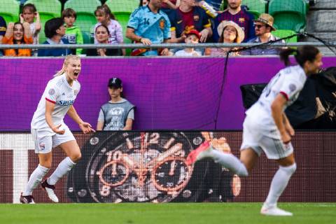 190518 Ada Hegerberg of Lyon celebrates after 2-0 during the UEFA Women s Champions League final match between Lyon and Barcelona on May 18, 2019 in Budapest. Photo: Jon Olav Nesvold BILDBYRAN kod JE 160443 Copyright: JONxOLAVxNESVOLD BB190518JE023