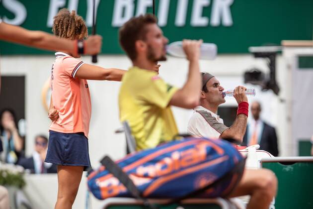 Sport Themen der Woche KW22 Sport Bilder des Tages Paris, France le 29 mai 2019 - Oscar Otte (GER) affronte Roger Federer (SUI) sur le court Philippe Chatrier au 2eme tour de Roland Garros. Oscar Otte (GER) against Roger Federer (SUI) on court Philippe Chatrier in the second round of the French Open tennis tournament at Roland Garros in Paris, France, 29th May 2019.  Copyright: xAurelienxMorissardx