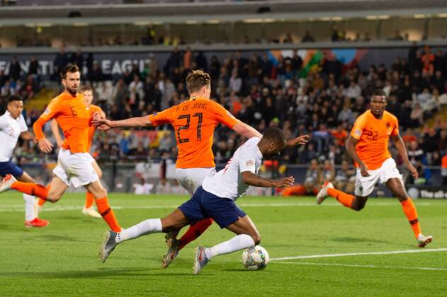 June 6, 2019 - Guimares, Portugal - Raheem Sterling of England doesn t get a penalty during the UEFA Nations League match between Netherlands and England at Estadio D. Afonso Henriques, Guimaro£es, Portugal on Thursday 6th June 2019. Netherlands v England - UEFA Nations League Semi-Final - ZUMAn230 20190606_zaa_n230_678 Copyright: xMixNewsx