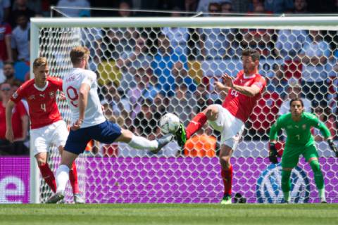Guimaraes, Portugal, 09.06.2019, UEFA Nations League, 3. Platz, Schweiz - England, Harry Kane (England) and Fabian Schar (Switzerland) battle for the ball ( Defodi-09-531-002599