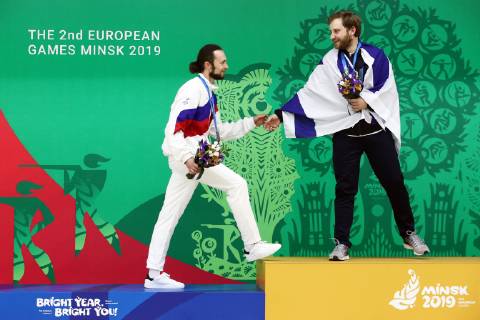 Sport Bilder des Tages MINSK, BELARUS â€“ JUNE 24, 2019: Silver medallist Sergei Kamensky (L) of Russia and medallist Sergey Richter of Israel at a victory ceremony for a men s 10m air rifle event at the Minsk 2019 Europaspiele Sergei Bobylev TASS  TS0B0B88