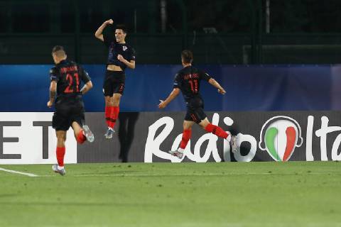 Foto Andrea Rigano LaPresse 24 giugno 2019 San Marino, San Marino calcio Croazia vs Inghilterra - UEFA Europeo Under 21 Italia 2019 Nella foto: esultanza Brekalo Foto Andrea Rigano LaPresse June 24, 2019 San Marino, San Marino soccer Croatia vs England - UEFA Under 21 Championship Italy 2019 - In the pic: Brekalo celebration Copyright: xAndreaxRigano LaPressex Copyright: xAndreaxRigano LaPressex