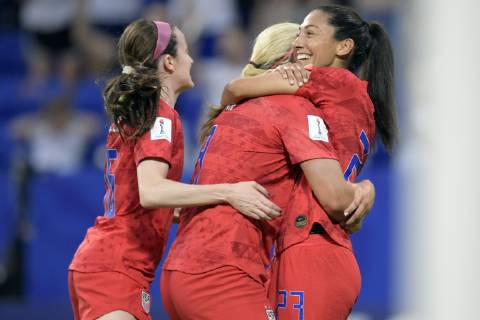 (L-R) Rose Lavelle of USA women, Lindsey Horan of USA women, Christen Press of USA women during the FIFA Women s World Cup France 2019 semi final match between England and United States of America at Stade de Lyon on July 02, 2019 in Lyon, France FIFA Women s World Cup France 2019 2018 2019 xVIxVIxImagesx xGerritxvanxKeulenxIVx 14891415