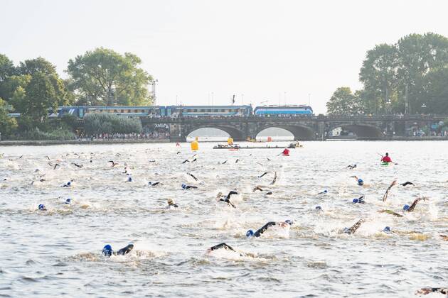 Sport Themen der Woche KW30 Sport Bilder des Tages IRONMAN Hamburg 2019 - Triathlon - IRONMAN Hamburg 2019 - Triathlon -, Hamburg Hamburg Deutschland Innenstadt