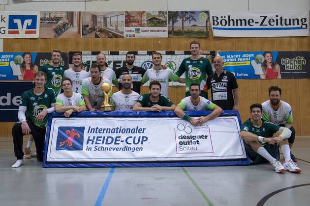 Sport Bilder des Tages HSG Wetzlar vs Fuechse Berlin, 11. Internationaler Heide-Cup 2019, Schneverdingen; 11.08.19 Sieger 11. Internationaler Heide-Cup 2019: HSG Wetzlar Copyright: xBEAUTIFULxSPORTS MarioxM.xKobergx