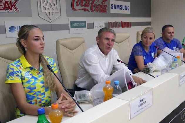 Two-time world judo champion Daria Bilodid, 18, Ukrainian National Olympic Committee President Serhiy Bubka and mother of the young athlete Svitlana Kuznetsova (L to R) attend a news conference, Kyiv, capital of Ukraine, August 29, 2019. Daria Bilodid won her second gold medal at the 2019 World Judo Championships in Tokyo. Ukrinform. Two-time world judo champion Daria Bilodid gives news conference in Kyiv  Copyright: xPavlo_Bagmutx