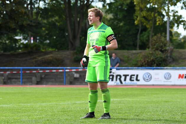 GER, FRLN, TSG 07 Burg Gretesch vs. Hannover 96 15.09.2019, Sportplatz Gretesch, Osnabrück, GER, FRLN, TSG 07 Burg Gretesch vs. Hannover 96 im Bild Torhueterin Sabrina Martin (TSG 07 Burg Gretesch 1), Aktion Einzelbild Freisteller